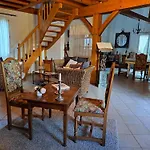 La Barde Montfort, Votre A 4 Kms De Sarlat Dordogne 住宿加早餐酒店 3*