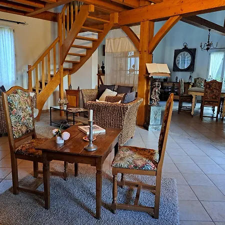 La Barde Montfort, Votre A 4 Kms De Sarlat Dordogne Oda ve Kahvaltı 3*