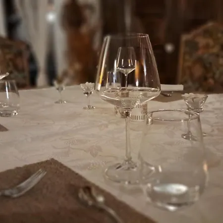 Couette-café La Barde Montfort, Votre à 4 Kms De Sarlat Dordogne 3*